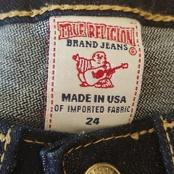 New True Religion Dark Wash Jeans With Gold Detailing 33" Inseam - Picture 4 of 6